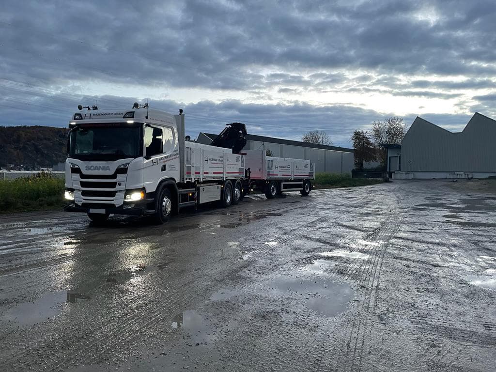 logistik-hasenmaier-lkw-02-dsp-rd-web.jpg